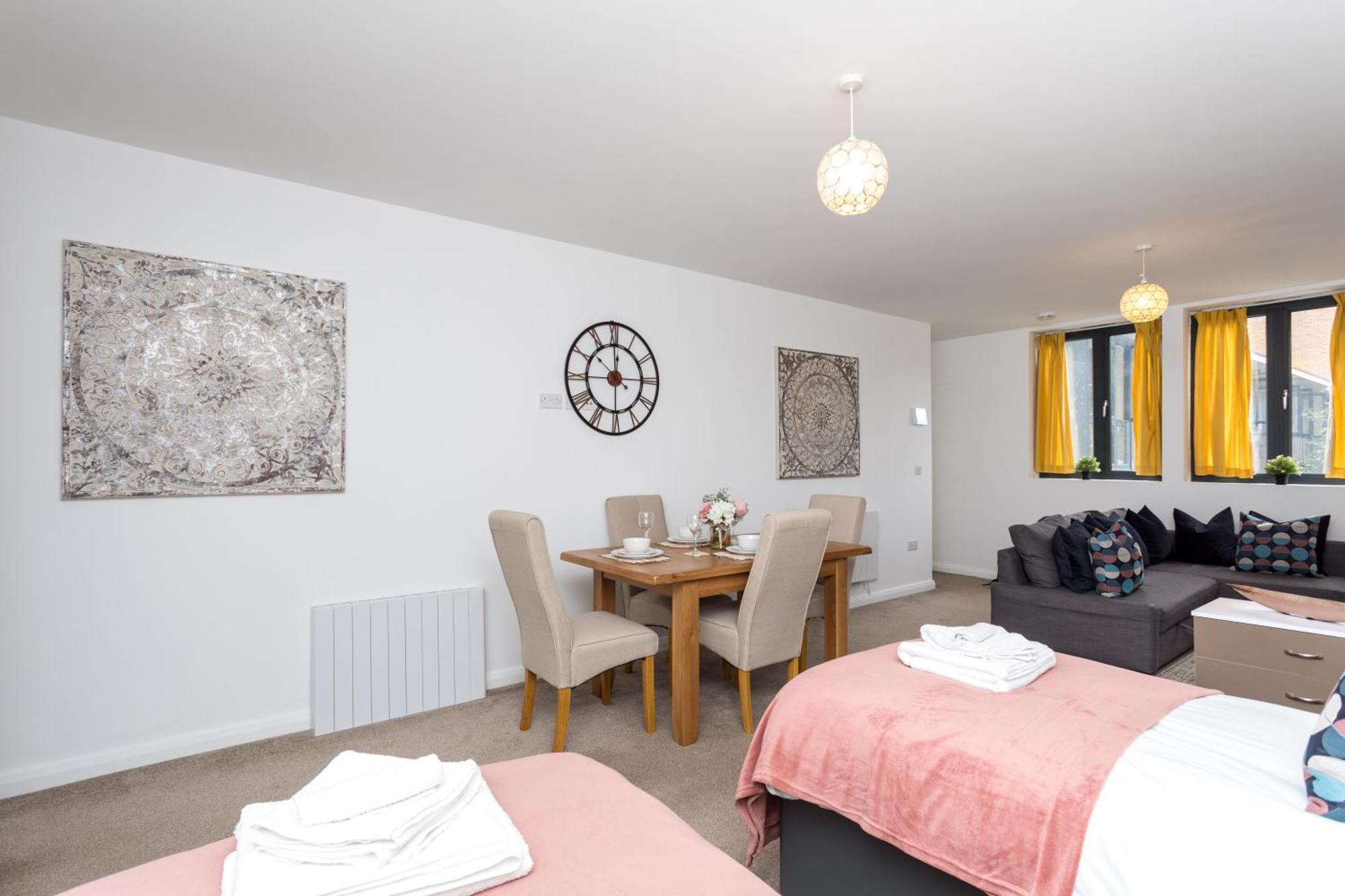 Flat 7- Spacious Studio Flat In The Heart Of Crawley Eksteriør bilde