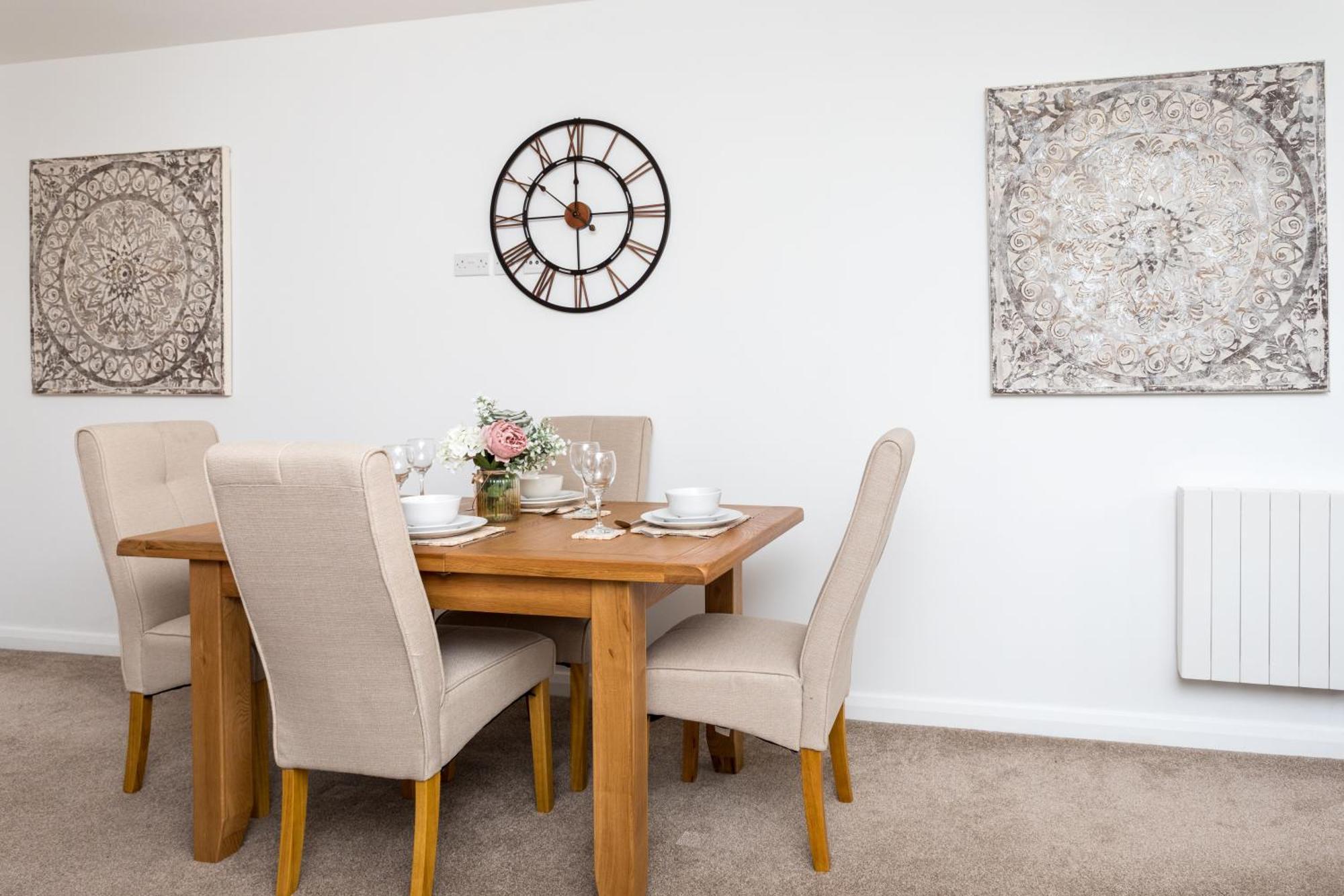 Flat 7- Spacious Studio Flat In The Heart Of Crawley Eksteriør bilde